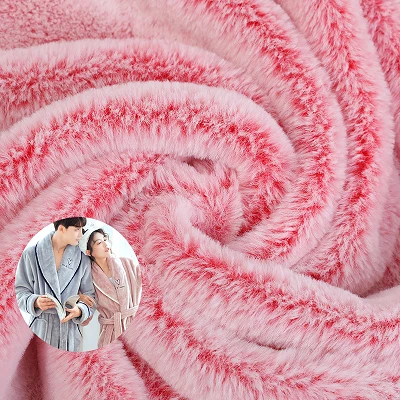 Tissu en fausse fourrure de lapin à poils longs