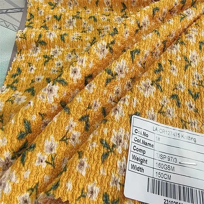 Tissu plissé imprimé
